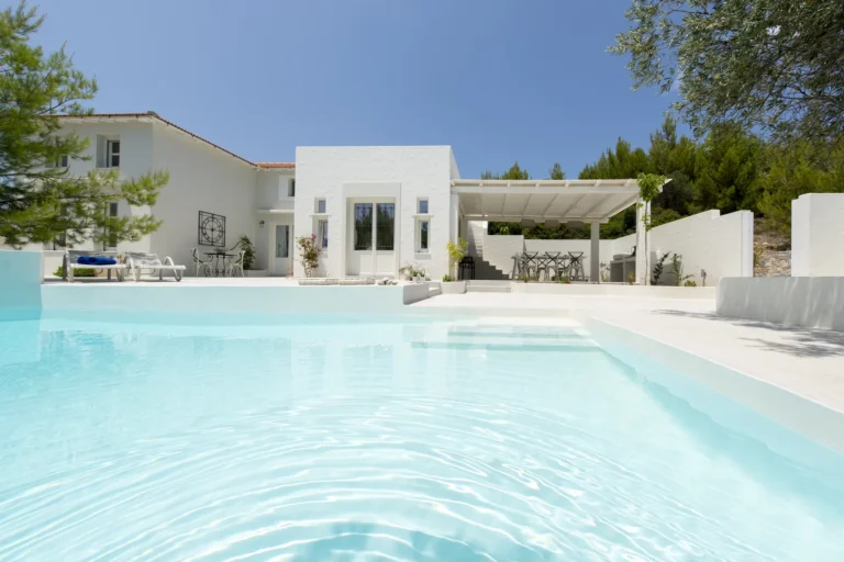 Anemolia Dream Villa — η μεγάλη βίλα για παρέες στην Αλόννησο